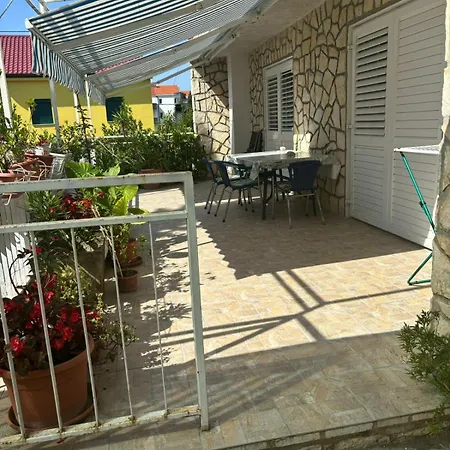 4 Apartment Selce