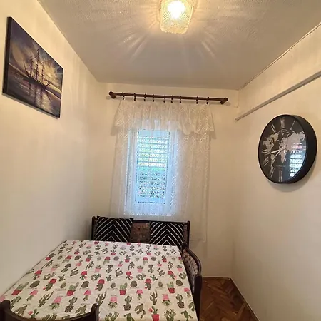 Tia Apartment Selce