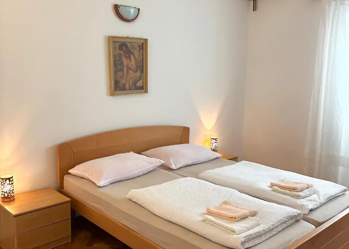 Tia Apartment Selce