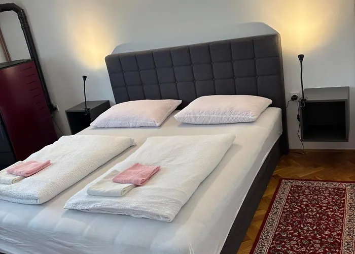 Apartment Tia