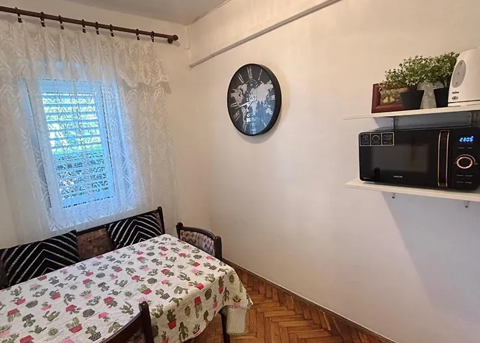 Apartment Tia